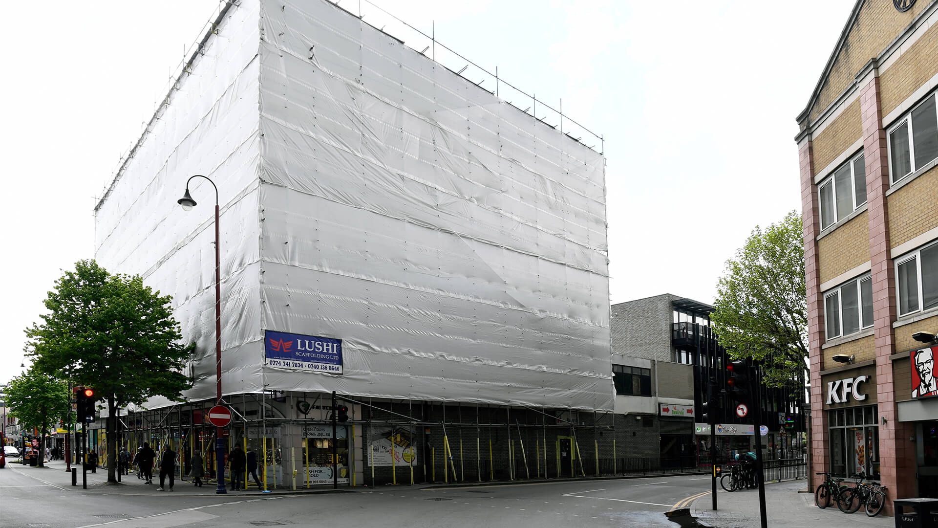 High Street North